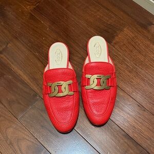 Tod's Red Leather Chain-Link Mule Loafers